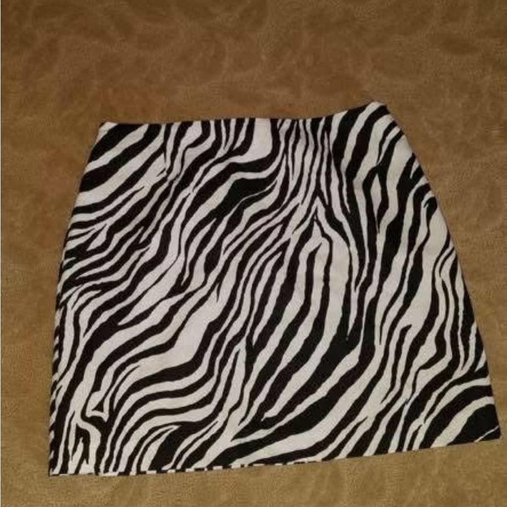 Muse Black and White Zebra Mini Skirt
